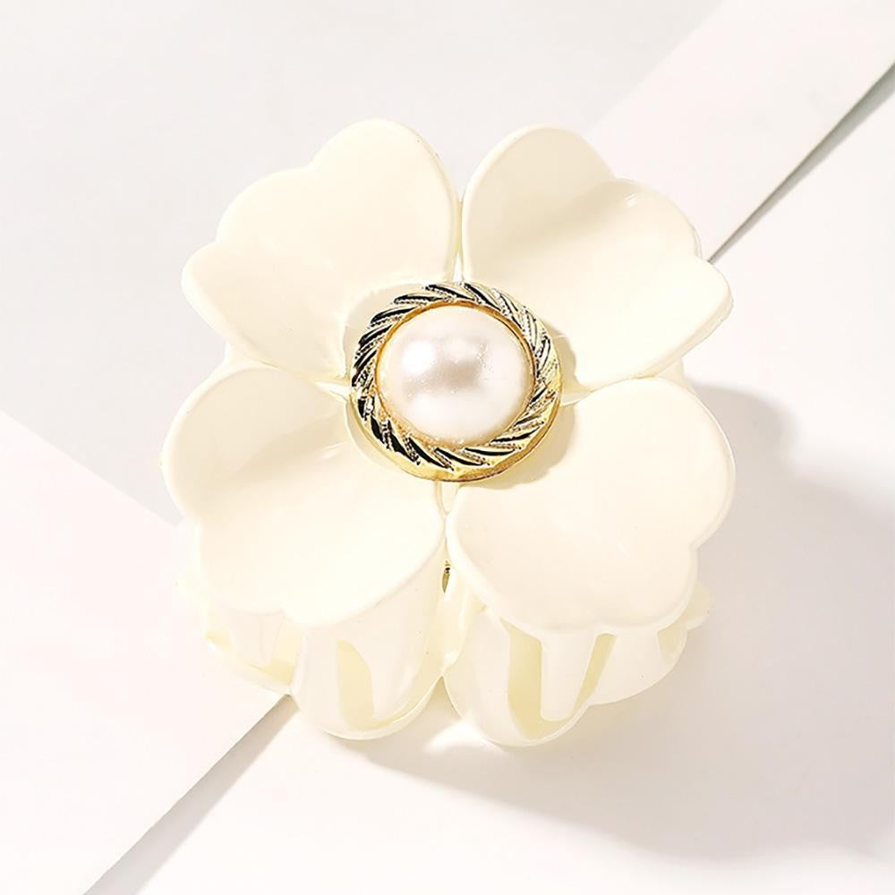 Flower Hair Clip With Pearl Focal