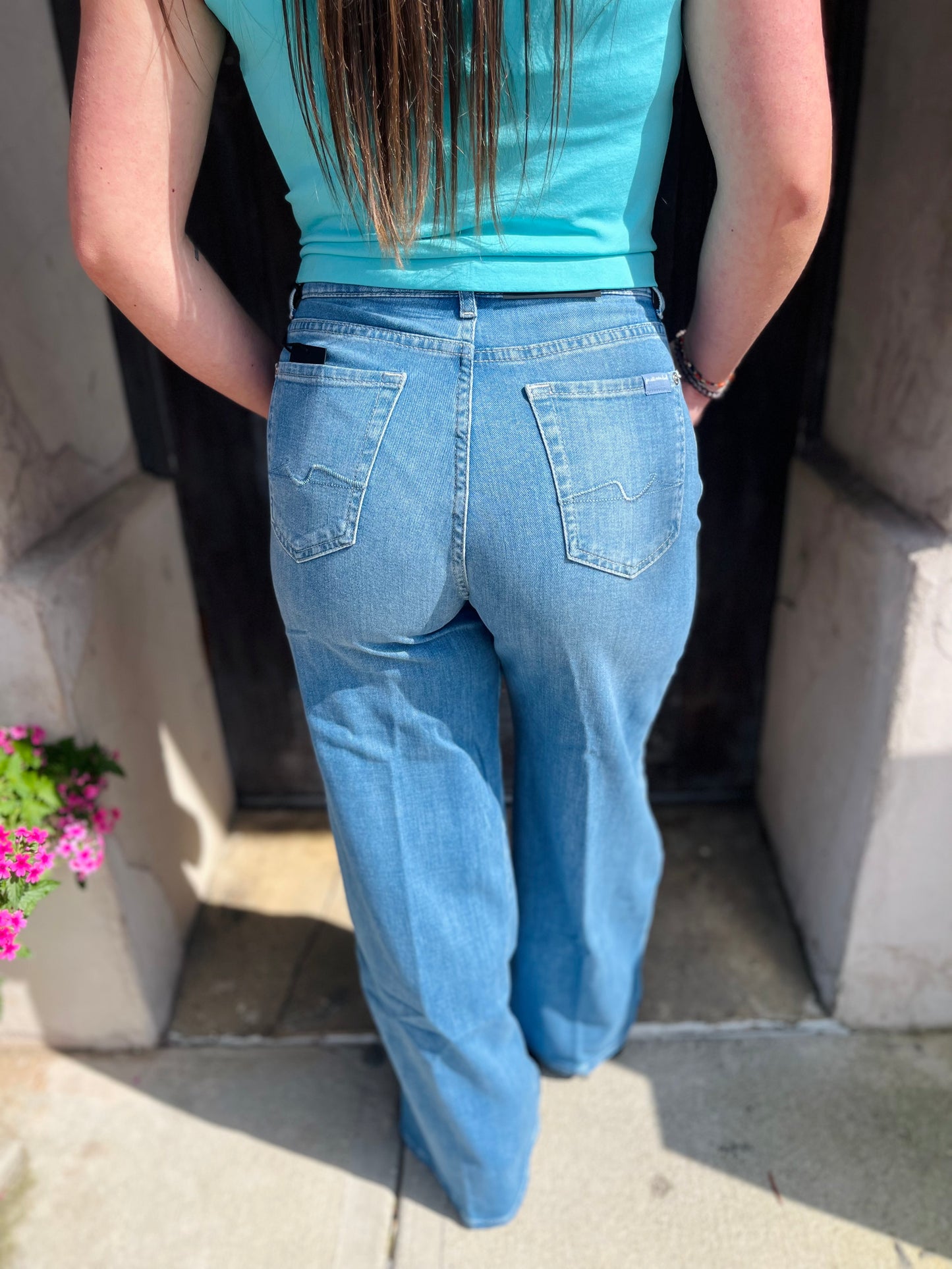 Lotta Cropped Jeans