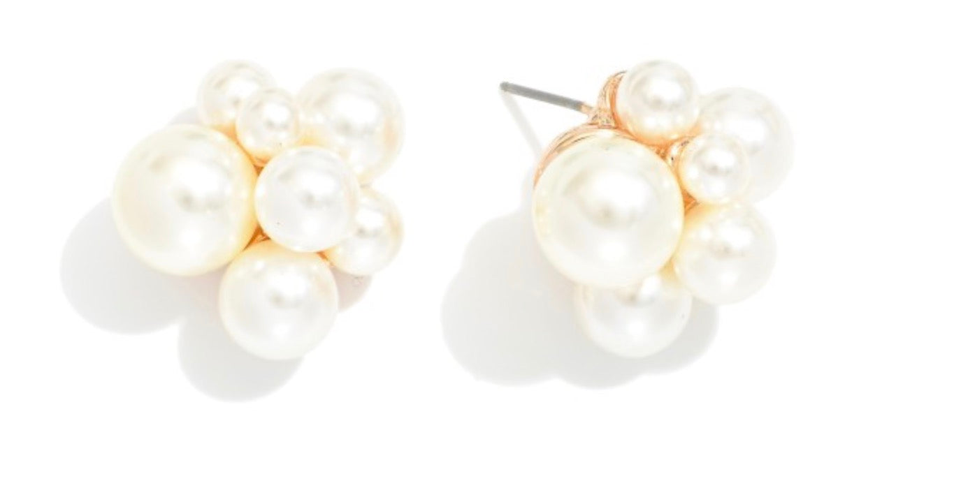Pearl Cluster Stud Earrings