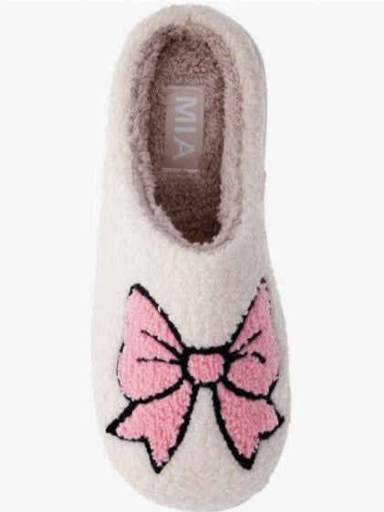 Pink bow slippers